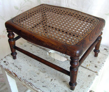 Frankreich antiker Hocker Schemel Fußbank Jugendstil Holz Wiener Geflecht 1900