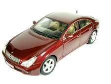 MAISTO 1:18  Modellauto Mercedes Benz CLS  rot  Worldw shipm