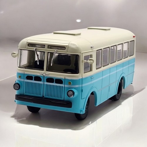 Landbus raf 976 - 1:43,