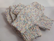 Handstulpen Handschuhe Armstulpen Pulswärmer handgestrickt weiß/bunt