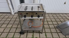 Gasgrill Bene Domi BBQ-Pro 3 Flammig mit Edelstahlpfanne auf Rollen + GasFlasche