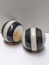 2 St. Marmor Steinkugeln