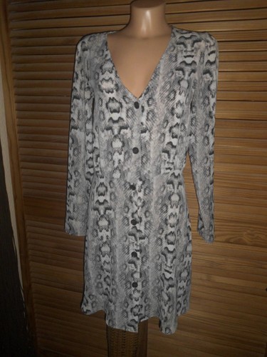 Blusen-Kleid..Divided..Gr.36