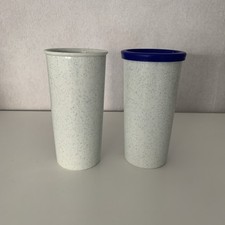 Tupperware Joghurt Becher Weiß Blau zwei Stück ein Deckel