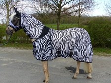 Hafer24 Deluxe Zebra - unsere meistverkaufte Fliegendecke Ekzemerdecke 95-165cm