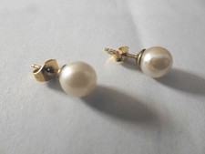 1 Paar Ohrstecker, Perlen, 750