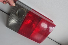 Audi 80 B4 Seima Italiana hinten rechts Rückleuchte Heckleuchte innen 295002