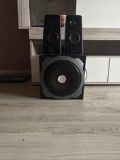 Bass Box mit Zwei Lautsprecher Boxen  Die Gegenstände Sind Alle In Guten Zustand