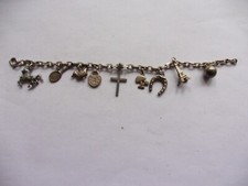 Schönes , altes Armband ,Silber ,Bettelarmband mit 9 schönen Anhängern