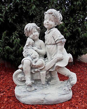 Steinfigur Geschwister Hund & Schubkarre, Menschen, Steinguss, 79 cm Gartendeko