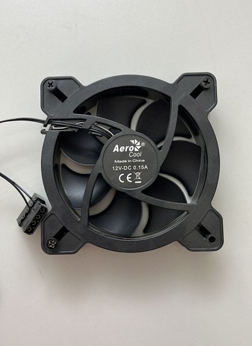 Aerocool 12v lüfter - 12v, 0.15a