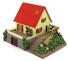 OWO Siedlungshaus mit Garage und Terrasse TT DDR Vintage