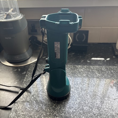 Makita ml120 12v rechargeable - ml120,