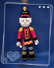 Nepomuk, der Nussknacker - Handgemachte Dekoration 