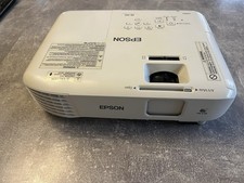 Epson Beamer Projektor EB-S05