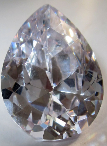 Cubic zirkonia 6x4 mm - cubic,