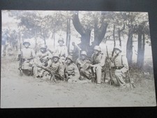 Postkarte Fotokarte Soldaten mit MG und Stahlhelme