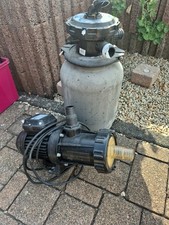 Poolpumpe Mit Sandfilter. Voll Funktionsfähig Poolgröße 15 m3