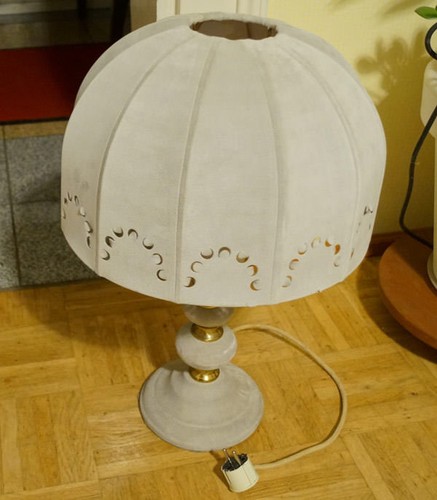 Nachttischlampe aus kunstleder - aus,
