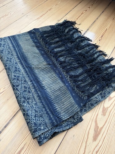 Tuch indigo batik threads - indigo,