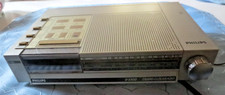 Radiowecker Radio Uhrenradio  Philips D-3300 FM AM r Kofferradio Uhr  80er