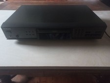 TECHNICS Comact Disc Player