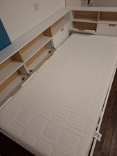 Kinderbett mit Stauraum