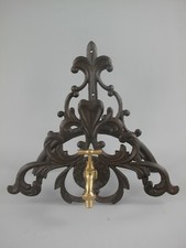 9977793 Eisenguss Figur Schlauchhalter Eisen rustikal Wasserhahn H35cm