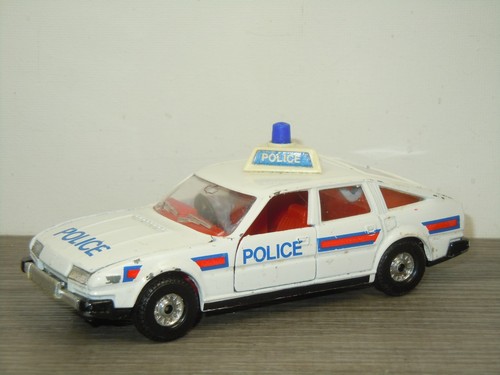 Rover 3500 police corgi - police, 339
