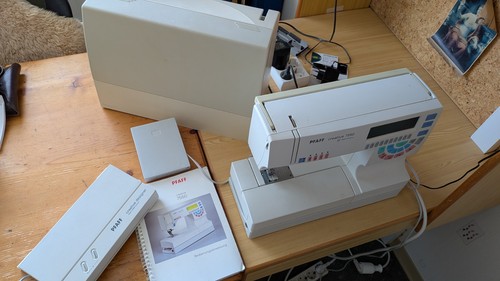 Pfaff creative 7550 - pfaff,