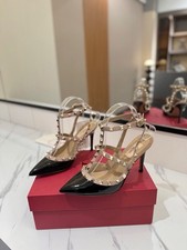 Valentino Rockstud Lack 100mm