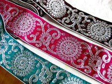 Samtborte Verzierung mit