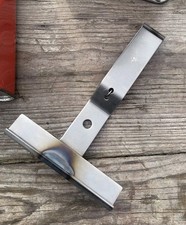 Halter Öldose 2 Liter Öldosenhalter Deko Vespa Scooter Roller Velosolex Moped