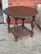 Runder Beistelltisch Lesetisch massiv Nußbaum 60er Jahre