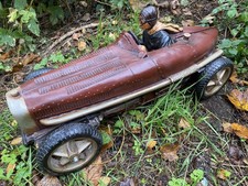 ? Farbiger antiker BUGATTI-RENNWAGEN mit Fahrer mit der Silhouette der 20/30er❗