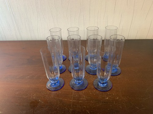 Blaue champagnerflöten aus - blaue,