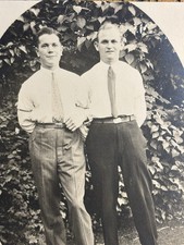 👨 Foto 2 Männer posierend