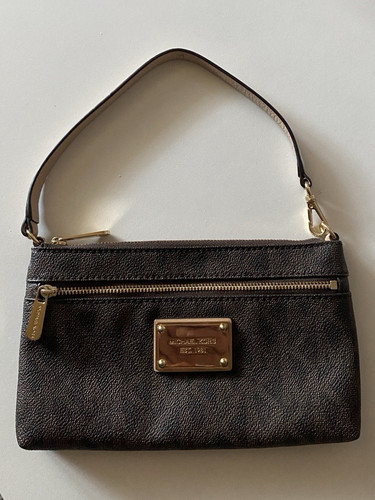 Michael kors wristlet - jet, set