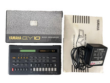 YAMAHA QY10 Musiksequenzer mit