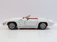 Revell 1:24 Corvette Stingray