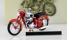 Jawa 500 rot  1:24 Motorrad- Modell / Die-cast 114 