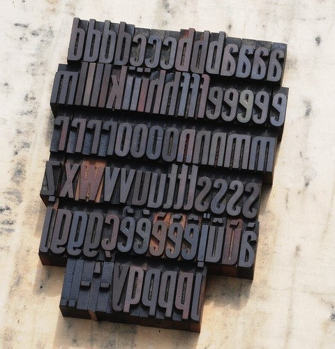 Alphabet holzbuchstaben - a-z,