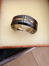 Ring ,schwarz ,gold Wolframcarbid , neu und unbenutzt