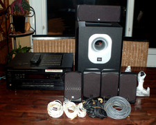 JBL Subwoofer 200/230 SCS200.5 Heimkino Soundbar + Pioneer VSX-409RDS Receiver