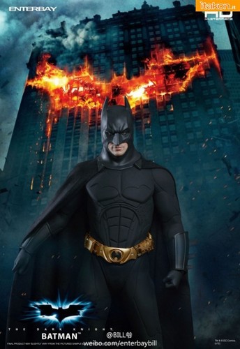 Enterbay the dark knight - enterbay,