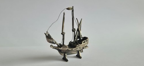 Schiff aus silber - aus,