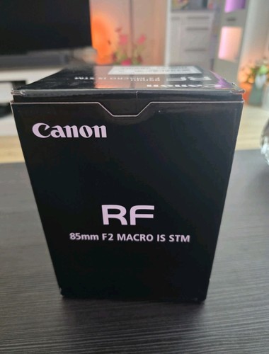 Canon 85mm macro is - rf,