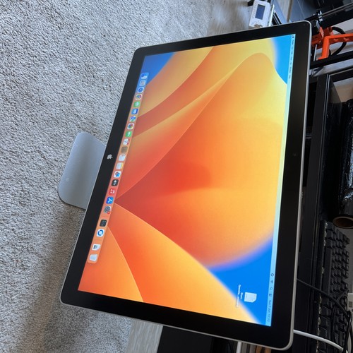 Apple led cinema - led,