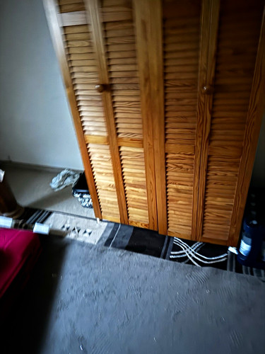Freistehender kleiderschrank - freistehender,