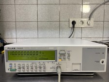 Philips Fluke PM6685R Frequenzzähler Rubidium Calibrator   10Hz -300 MHz